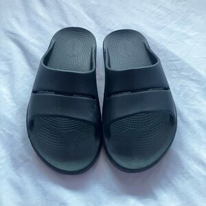 OOFOS Ooahh Slide Sandals Black Recovery Sport Comfort Wms 11US / Mens 9US